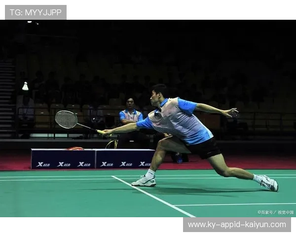 羽毛球双打 挡刹球